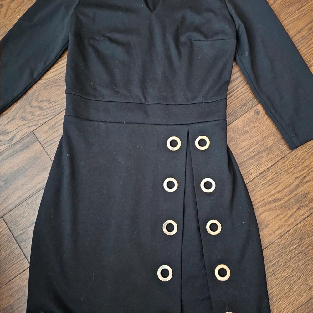 Black Long Sleeve V-Neck Sheath Dress